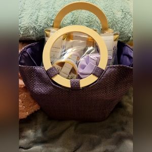 Spa Luxetique Lavender Gift Basket